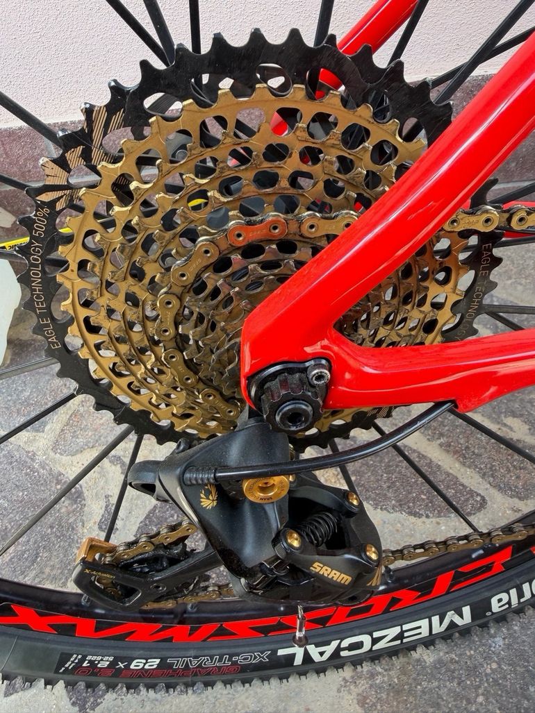 Used Focus Raven SRAM XX1 Eagle 2018 Mountainbike, Red — image 10 of 19