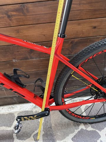 Used Focus Raven SRAM XX1 Eagle 2018 Mountainbike, Red — image 16 of 19
