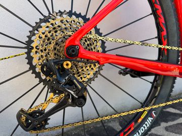 Used Focus Raven SRAM XX1 Eagle 2018 Mountainbike, Red — image 3 of 19