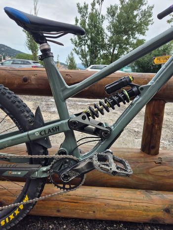 Comencal Custom Shimano Deore XT 2022 Mountainbike d'occasion — image 4 sur 5