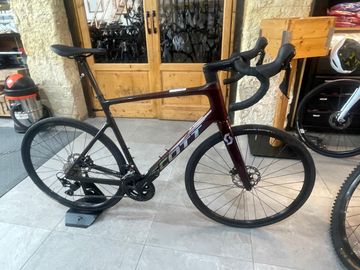 Gebrauchtes Scott Addict 30 2024 2024 Road & Gravel