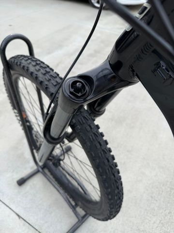 GT Force Sport 2022 2022 Mountainbike usato, Nero — immagine 6 di 6