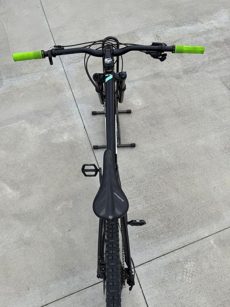 Used GT Force Sport 2022 2022 Mountainbike, Black, 29 — image 4 of 6