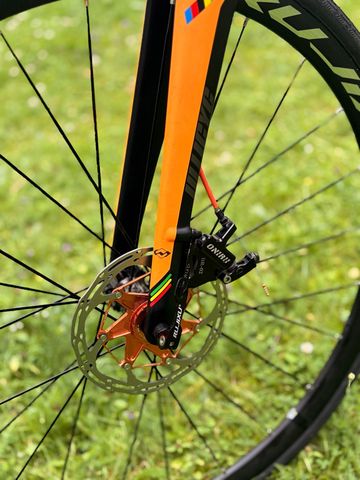 Fuji Jari Sensah SRX 2020 Road & Gravel usato, Grigio chiaro — immagine 8 di 13