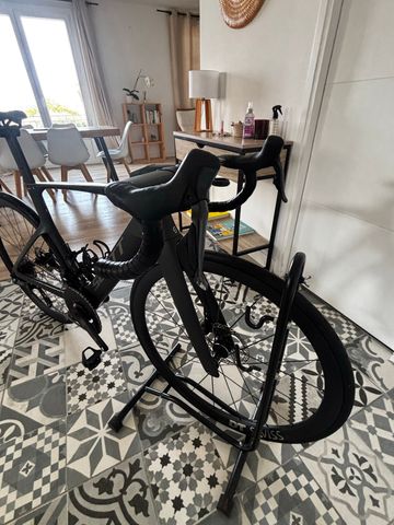 Brugt Scott foil rc 2024 Custom Shimano Ultegra Di2 2024 Road & Gravel — billede 3 af 5