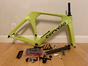 Used Cervélo P-Series 105 2025 Frameset 2025 Road & Gravel, Green — image 1 of 3