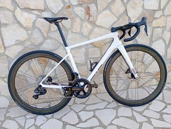 Used Enve Melee Shimano Ultegra Di2 2024 Road & Gravel, White — image 2 of 3