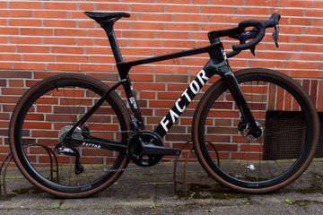 Used Factor Ostro Gravel - Shimano GRX Di2 2024 2024 Road & Gravel