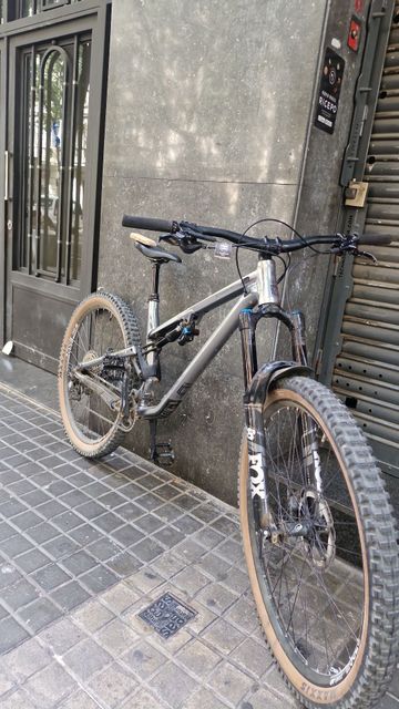 Brugt Commencal META AM 29 ESSENTIAL 2021 2021 Mountainbike — billede 6 af 7