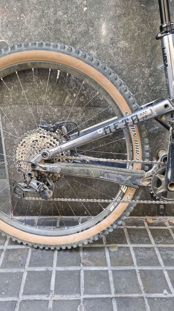 Brugt Commencal META AM 29 ESSENTIAL 2021 2021 Mountainbike — billede 3 af 7