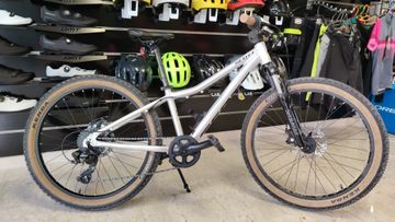 Used Scott BICI SCOTT SCALE 24″ DISC. SILVER USATO 2024 MTB