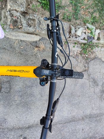 Berria MAKO DC 6 2024 2024 Mountainbike usato, Arancione — immagine 10 di 17