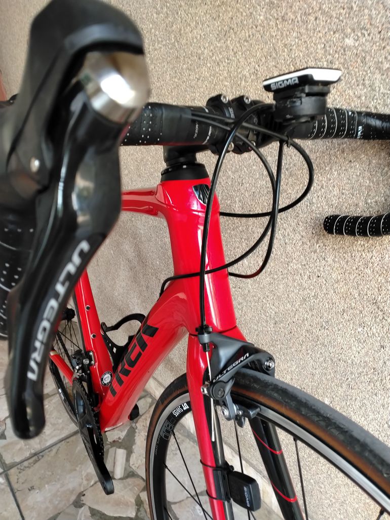 Used Trek Domane SL 6 Pro 2017 2017 Road & Gravel, Red — image 6 of 10