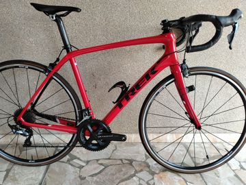 Used Trek Domane SL 6 Pro 2017 2017 Road & Gravel, Red — image 1 of 10