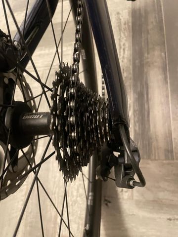 Gebrauchtes Canyon Aeroad CF SL 8 Disc 2023 2023 Road & Gravel, Weiß — Bild 3 von 4