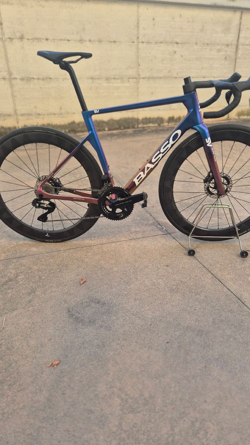 Käytetty Basso SV Shimano Dura Ace Di2 2025 2025 Road & Gravel