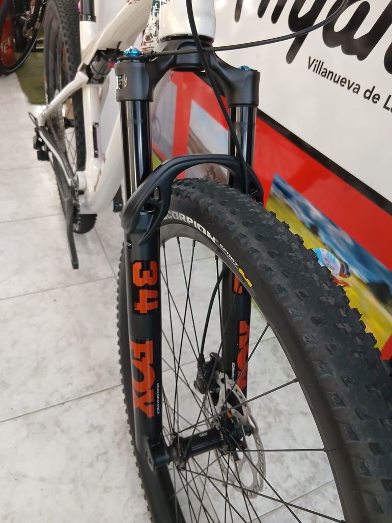 Brugt BH LYNX SLS 6.5 2025 2025 Mountainbike — billede 5 af 9