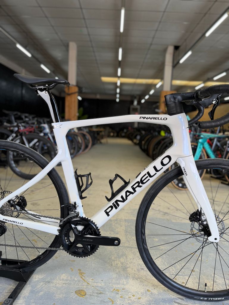 Gebrauchtes Pinarello X1 2024 Road & Gravel, Weiß — Bild 13 von 24