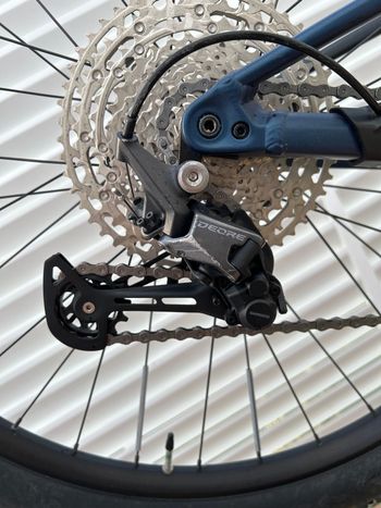 Gebrauchtes Orbea Oiz Shimano Deore 2023 Mountainbike, Blau — Bild 4 von 7