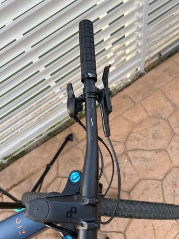 Gebrauchtes Orbea Oiz Shimano Deore 2023 Mountainbike, Blau — Bild 5 von 7