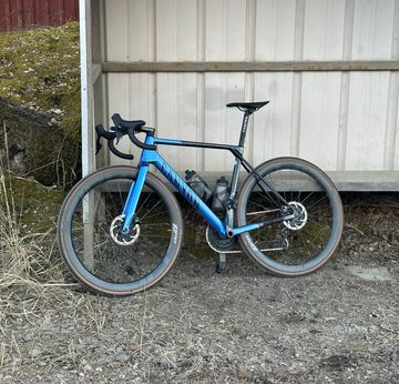 Gebrauchtes Canyon Ultimate SRAM Force eTap AXS 2023 Road & Gravel, Blau — Bild 2 von 5