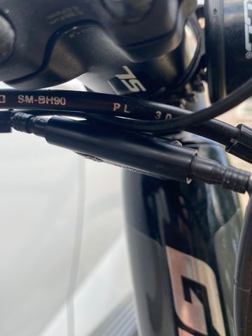 Used Giant Defy Advanced Pro 0 2018 2018 Road & Gravel, Black — image 18 of 21