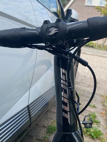 Used Giant Defy Advanced Pro 0 2018 2018 Road & Gravel, Black — image 17 of 21