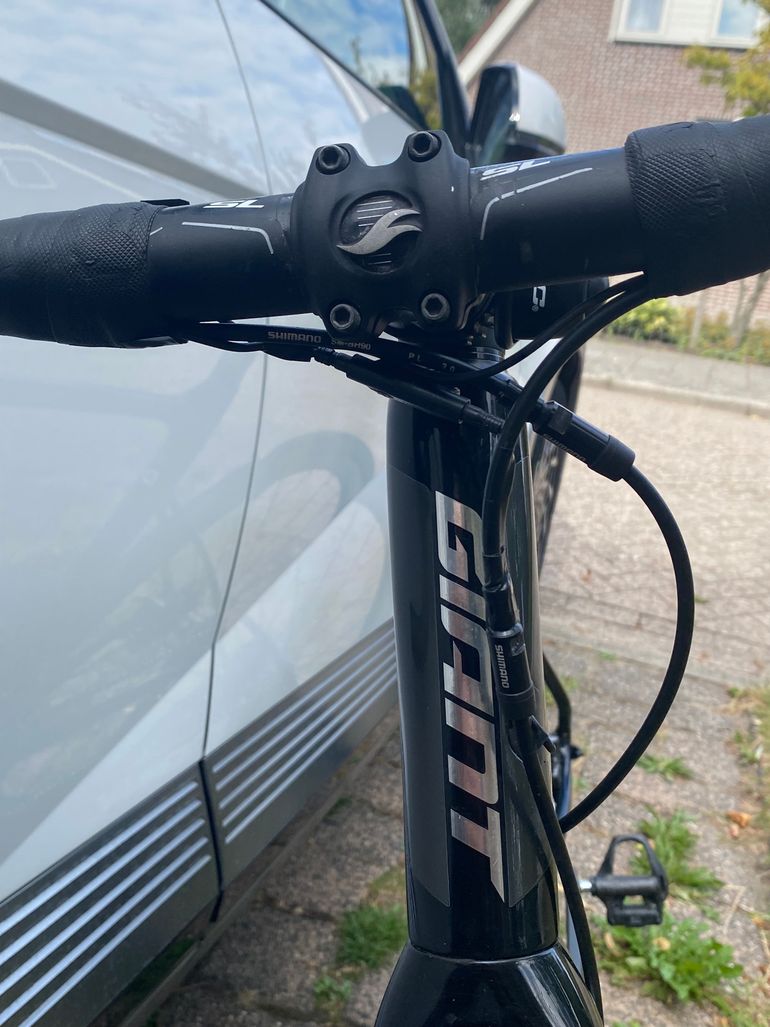 Tweedehands Giant Defy Advanced Pro 0 2018 2018 Road & Gravel — afbeelding 17 van 21
