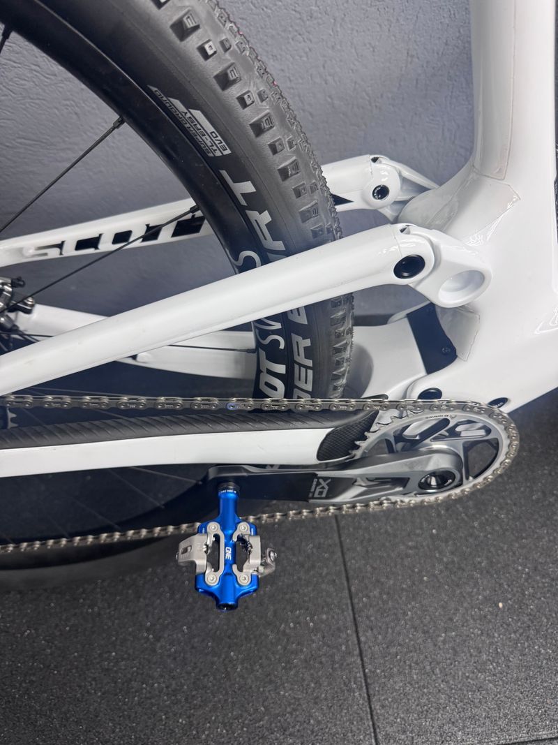 Used Scott Spark RC Pro 2022 2022 Mountainbike, White — image 3 of 5