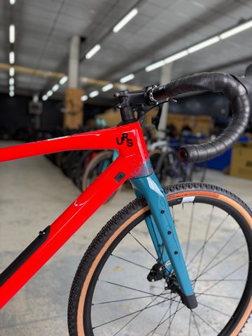Used BMC URS TWO AXS 2024 Road & Gravel, Red — image 7 of 21