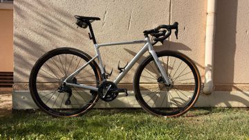 Gebrauchtes Cannondale Caad Shimano 105 Di2 2022 Road & Gravel