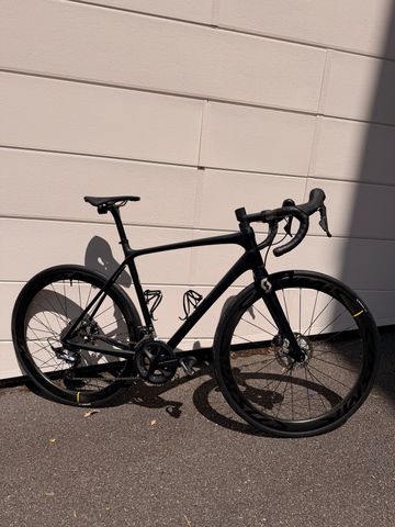 Gebrauchtes Scott Addict 10 disc 2021 2021 Road & Gravel, Grün — Bild 1 von 7
