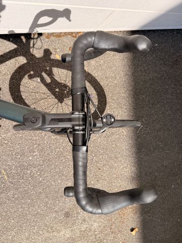 Gebrauchtes Scott Addict 10 disc 2021 2021 Road & Gravel, Grün — Bild 7 von 7