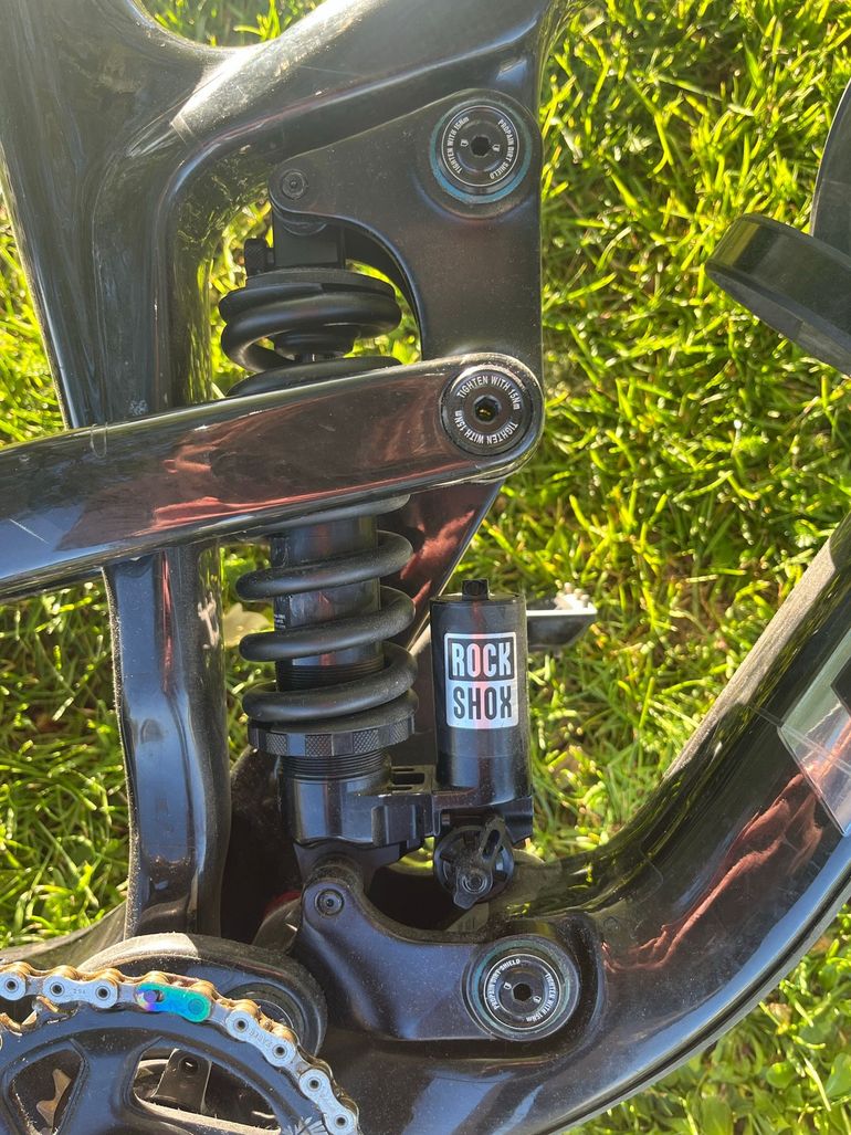 Brugt Propain Tyee CF 29, L 2022 Mountainbike — billede 15 af 16