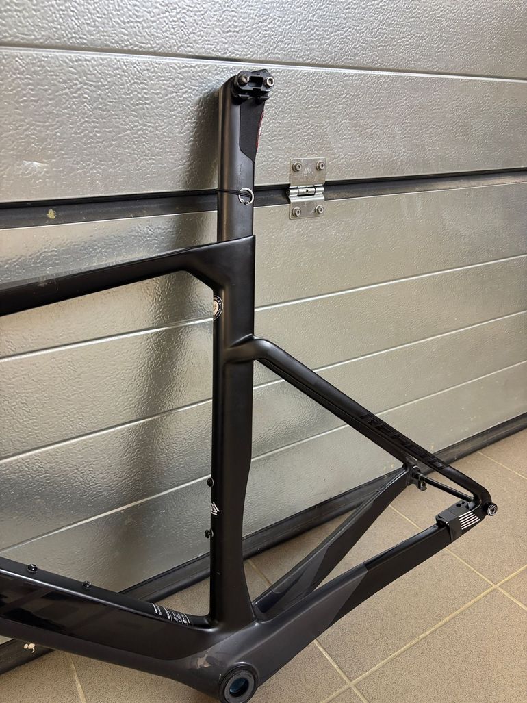 Used Merida REACTO DISC 8000-E 2020 Frameset 2020 Road & Gravel, Black — image 6 of 16
