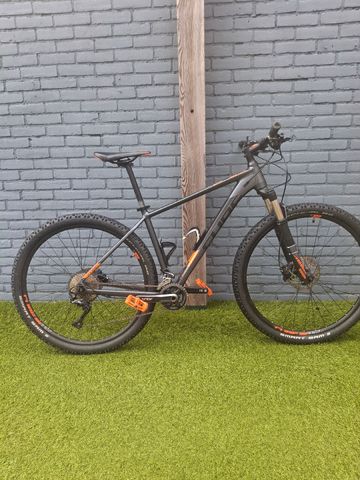 Used CUBE ACID 2019 2019 MTB