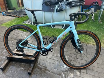 Käytetty Specialized Diverge Expert 2022 2022 Road & Gravel — kuva 1 / 41