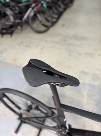 Used BMC Roadmachine TWO 2026 2026 Road & Gravel, Light Gray — image 13 of 22