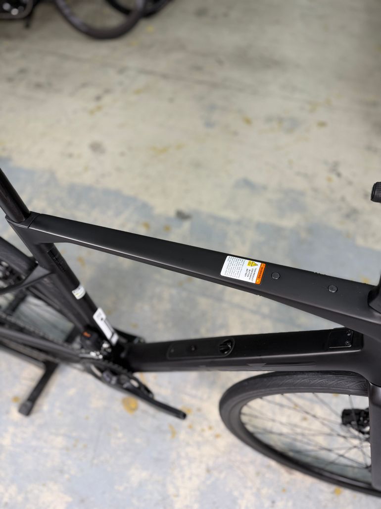 Used BMC Roadmachine TWO 2026 2026 Road & Gravel, Light Gray — image 11 of 22