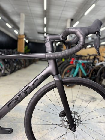 Used BMC Roadmachine TWO 2026 2026 Road & Gravel, Light Gray — image 5 of 22
