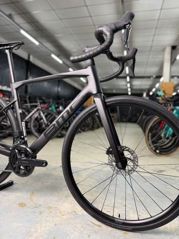 Used BMC Roadmachine TWO 2026 2026 Road & Gravel, Light Gray — image 3 of 22