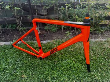 Brugt Rose Reveal 04 Force AXS 2024 Frameset 2024 Road & Gravel — billede 1 af 8
