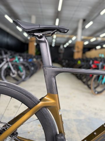 Brugt Orbea ORCA AERO M30iLTD 2024 2024 Road & Gravel — billede 9 af 24