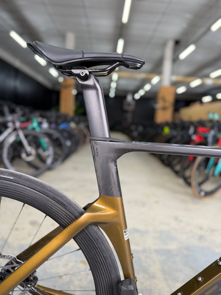 Brugt Orbea ORCA AERO M30iLTD 2024 2024 Road & Gravel — billede 9 af 24