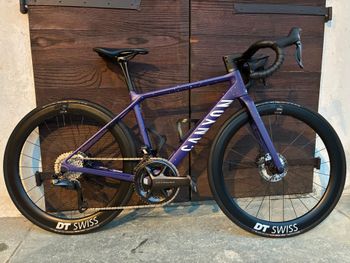 Used Canyon Ultimate CF SL 8 WMN Aero 2022 2022 Road & Gravel