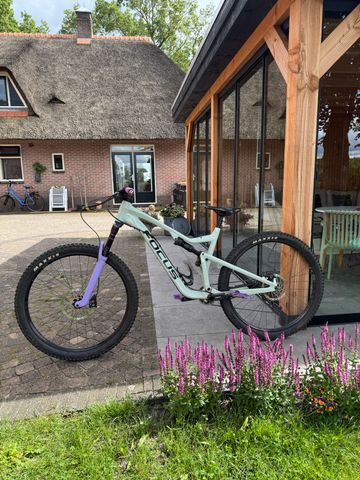 Tweedehands Focus JAM 6.8 2022 2022 MTB