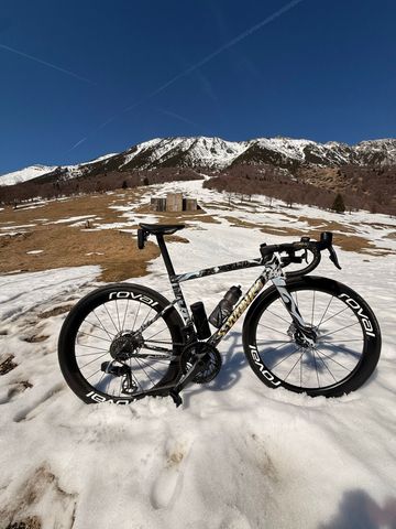 Gebrauchtes Specialized Tarmac SRAM Red eTap 2024 Road & Gravel