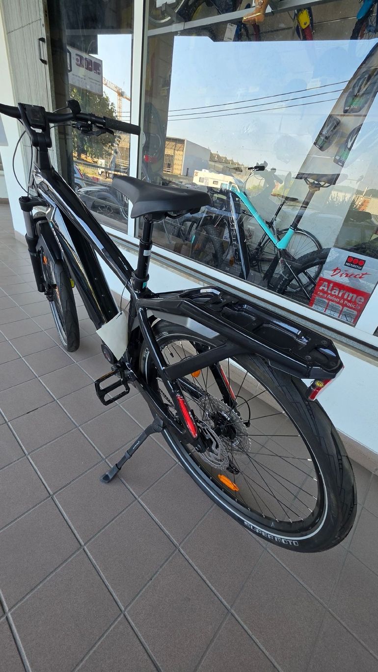 Używany Bianchi E-omnia 2024 Urban — zdjęcie 4 z 4