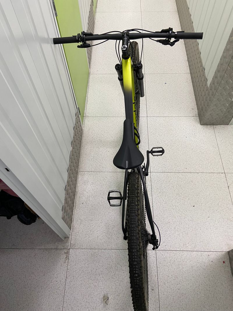 Used Cannondale HT CARBON 2023 Mountainbike, Green — image 2 of 10