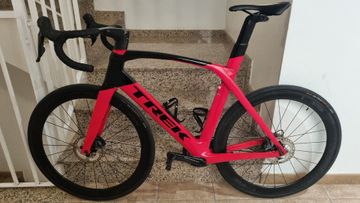 Gebrauchtes Trek Madone SL 6 Disc 2020 2020 Road & Gravel